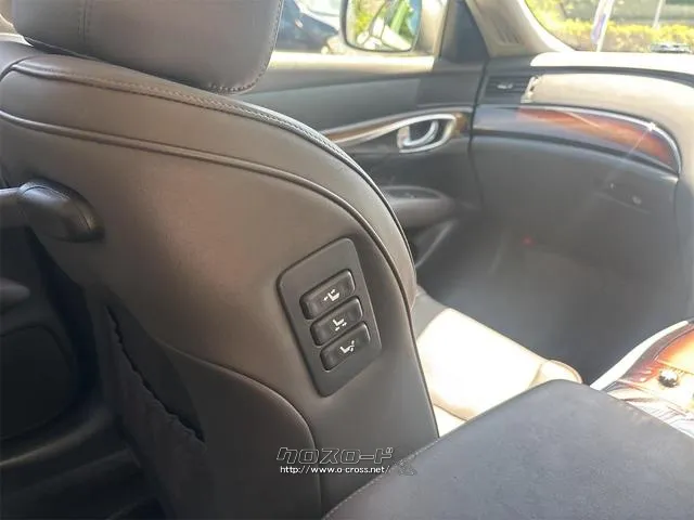 『TOTAL CAR SHOP FEEL』の在庫をご覧頂きまして誠に有難うございます!!是非ご来店して頂き、実際にご覧になって頂ければと思います。皆様のご連絡をスタッフ一同、心よりお待ちしております 日産 フーガハイブリッド