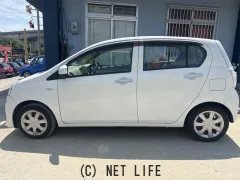 ダイハツ ミライース