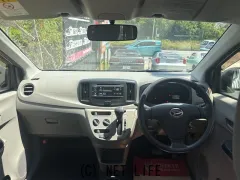 ダイハツ ミライース