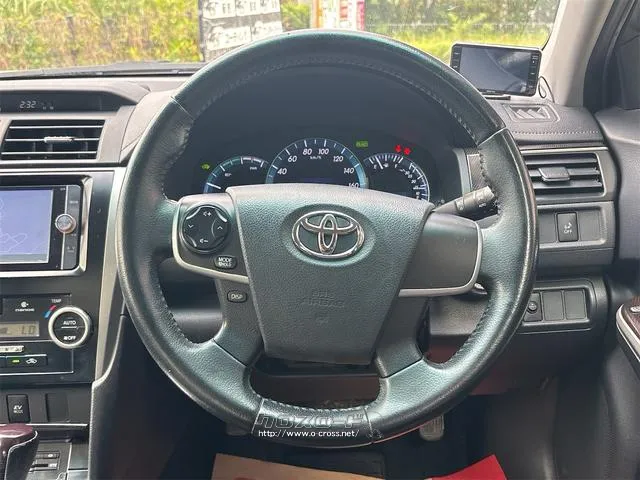 『TOTAL CAR SHOP FEEL』はナビ・オーディオも販売しております。 お気に入りの一台を見つけて下さい! ☆★☆詳細は『FEEL』の元気なスタッフまで →0078-6042-5806☆★☆ トヨタ カムリ