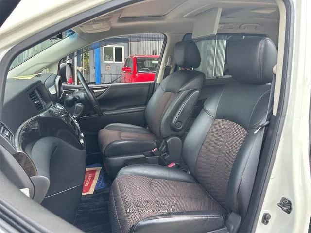 『TOTAL CAR SHOP FEEL』は、良質な買取車が続々入荷中!掲載以外にもありますので、ぜひ一度覗いてみて下さい!☆詳細は『FEEL』の元気なスタッフまで→0078-6042-5806☆ 日産 エルグランド