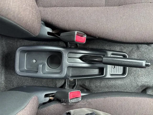 『TOTAL CAR SHOP FEEL』はナビ・オーディオも販売しております。 お気に入りの一台を見つけて下さい! ☆★☆詳細は『FEEL』の元気なスタッフまで →0078-6042-5806☆★☆ 三菱 パジェロミニ