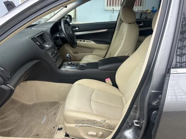 『TOTAL CAR SHOP FEEL』は車検も全力です!!整備や修理だけでもお気軽にお声掛け下さい!! ☆★☆詳細は『FEEL』の元気なスタッフまで → 0078-6042-5806☆★☆ 日産 スカイライン