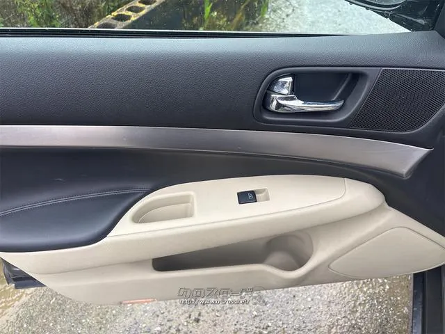 『TOTAL CAR SHOP FEEL』はナビ・オーディオも販売しております。 お気に入りの一台を見つけて下さい! ☆★☆詳細は『FEEL』の元気なスタッフまで →0078-6042-5806☆★☆ 日産 スカイライン