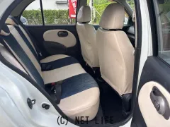 日産 マーチ