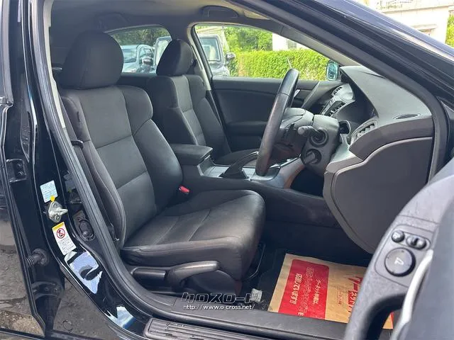 『TOTAL CAR SHOP FEEL』は車検も全力です!!整備や修理だけでもお気軽にお声掛け下さい!! ☆★☆詳細は『FEEL』の元気なスタッフまで → 0078-6042-5806☆★☆ ホンダ アコード