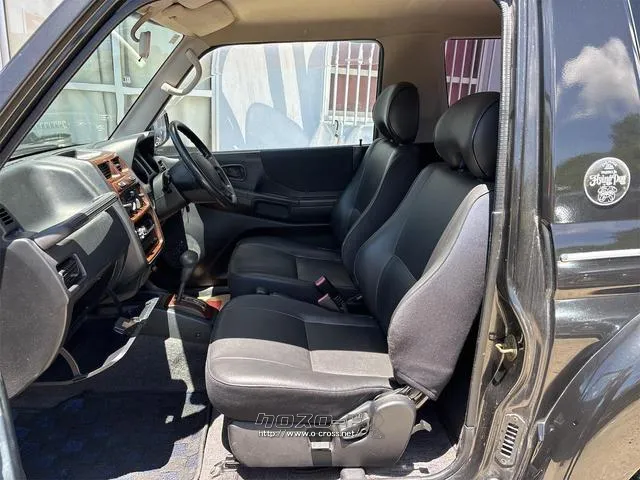 『TOTAL CAR SHOP FEEL』は、ボディーコーティングやフィルム施工等オプションも多数ご用意しております!! ☆★☆詳細は『FEEL』の元気なスタッフまで0078-6042-5806☆★☆ 三菱 パジェロジュニア
