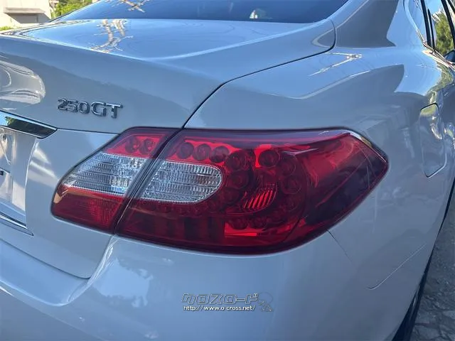 『TOTAL CAR SHOP FEEL』は、良質な買取車が続々入荷中!掲載以外にもありますので、ぜひ一度覗いてみて下さい!☆詳細は『FEEL』の元気なスタッフまで→0078-6042-5806☆ 日産 フーガ