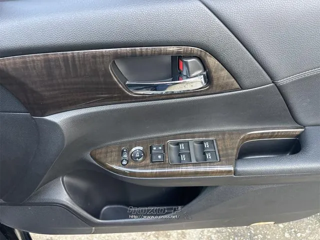 『TOTAL CAR SHOP FEEL』は、良質な買取車が続々入荷中!掲載以外にもありますので、ぜひ一度覗いてみて下さい!☆詳細は『FEEL』の元気なスタッフまで→0078-6042-5806☆ ホンダ アコードハイブリッド