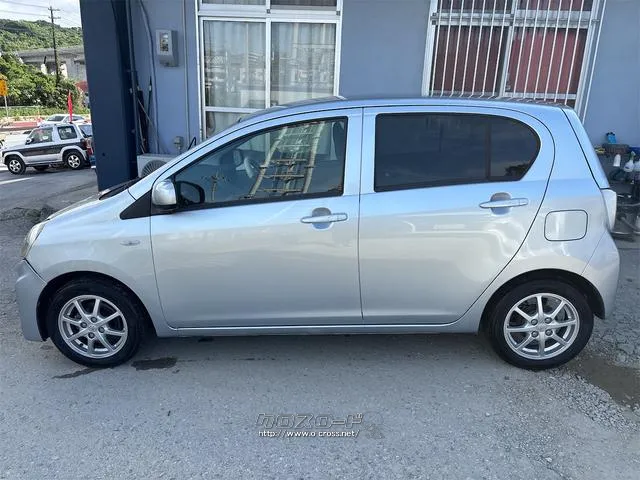 『TOTAL CAR SHOP FEEL』は、良質な買取車が続々入荷中!掲載以外にもありますので、ぜひ一度覗いてみて下さい!☆詳細は『FEEL』の元気なスタッフまで→0078-6042-5806☆ トヨタ ピクシスエポック