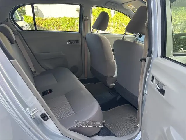 『TOTAL CAR SHOP FEEL』は、良質な買取車が続々入荷中!掲載以外にもありますので、ぜひ一度覗いてみて下さい!☆詳細は『FEEL』の元気なスタッフまで→0078-6042-5806☆ トヨタ ピクシスエポック