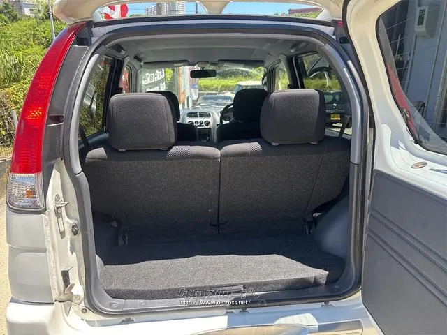 『FEEL』は、全車総額表示・第三者機関鑑定導入中・修復歴開示・走行管理システムで安心・安全をお届け!!詳細は『FEEL』の元気なスタッフまで♪♪♪→0078-6042-5806にお電話ください!!☆ ダイハツ テリオスキッド