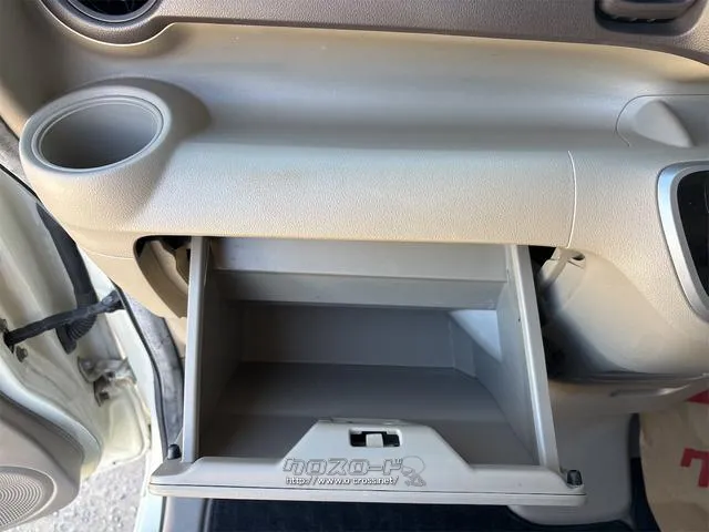 『TOTAL CAR SHOP FEEL』は、外装クリーニング&内装クリーニングでピカピカ納車!!お問い合わせは『FEEL』の元気なスタッフまで!!→0078-6042-5806にお電話ください☆★☆ ホンダ N-BOX