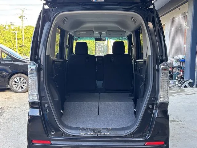 『FEEL』は、全車総額表示・第三者機関鑑定導入中・修復歴開示・走行管理システムで安心・安全をお届け!!詳細は『FEEL』の元気なスタッフまで♪♪♪→0078-6042-5806にお電話ください!!☆ ホンダ N-BOX