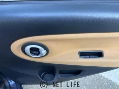 ダイハツ ミラジーノ