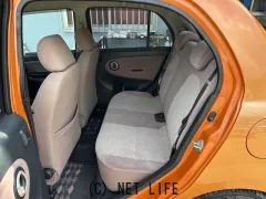 ダイハツ ミラジーノ