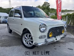 ダイハツ ミラジーノ