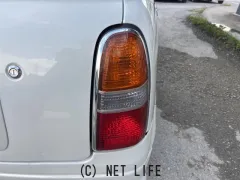 ダイハツ ミラジーノ