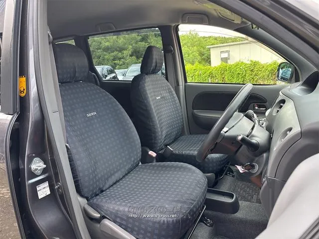 『TOTAL CAR SHOP FEEL』は、納車前にしっかり点検・整備!オイルやエレメント等も交換後、納車します!! ☆★☆詳細は『FEEL』の元気なスタッフまで→0078-6042-5806☆★☆ トヨタ シエンタ