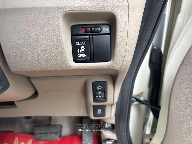 『TOTAL CAR SHOP FEEL』は、全国のオークション会場と提携しております。店舗に無いお車でもお気軽にご相談下さい!☆詳細は『FEEL』の元気なスタッフまで→0078-6042-5806☆ ホンダ N-BOX