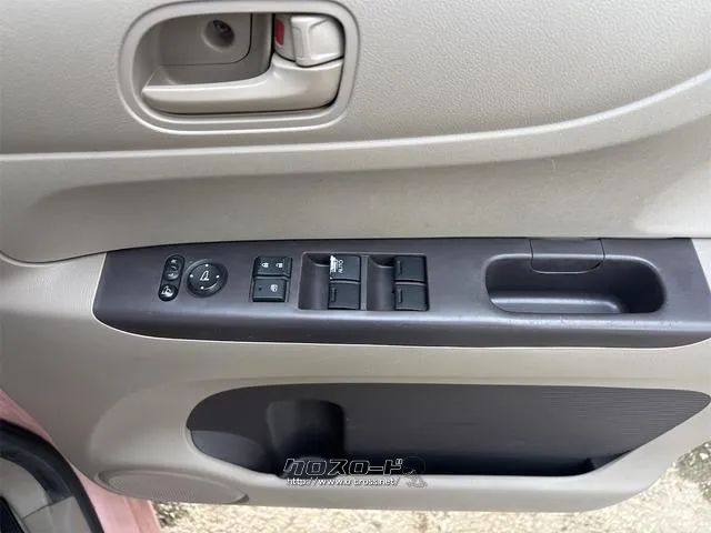 『FEEL』は、全車総額表示・第三者機関鑑定導入中・修復歴開示・走行管理システムで安心・安全をお届け!!詳細は『FEEL』の元気なスタッフまで♪♪♪→0078-6042-5806にお電話ください!!☆ ホンダ N-BOX