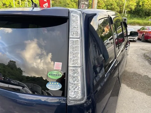 『TOTAL CAR SHOP FEEL』は、良質な買取車が続々入荷中!掲載以外にもありますので、ぜひ一度覗いてみて下さい!☆詳細は『FEEL』の元気なスタッフまで→0078-6042-5806☆ トヨタ アイシス