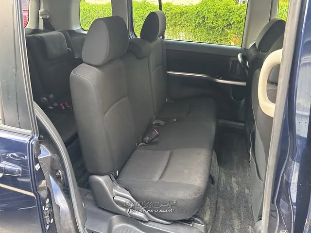 『TOTAL CAR SHOP FEEL』なら整備も板金塗装もお任せください!お客様のカーライフを充実サポート!!☆★☆詳細は『FEEL』の元気なスタッフまで → 0078-6042-5806☆★☆ トヨタ アイシス