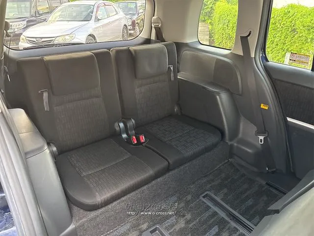 『TOTAL CAR SHOP FEEL』は、ボディーコーティングやフィルム施工等オプションも多数ご用意しております!! ☆★☆詳細は『FEEL』の元気なスタッフまで0078-6042-5806☆★☆ トヨタ アイシス