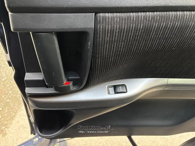 『TOTAL CAR SHOP FEEL』は車検も全力です!!整備や修理だけでもお気軽にお声掛け下さい!! ☆★☆詳細は『FEEL』の元気なスタッフまで → 0078-6042-5806☆★☆ トヨタ アイシス