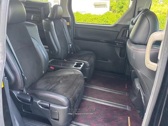 『TOTAL CAR SHOP FEEL』は、ボディーコーティングやフィルム施工等オプションも多数ご用意しております!! ☆★☆詳細は『FEEL』の元気なスタッフまで0078-6042-5806☆★☆ トヨタ ヴェルファイア