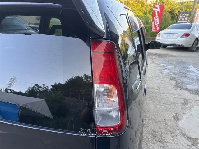 『TOTAL CAR SHOP FEEL』は、良質な買取車が続々入荷中!掲載以外にもありますので、ぜひ一度覗いてみて下さい!☆詳細は『FEEL』の元気なスタッフまで→0078-6042-5806☆ スズキ Kei