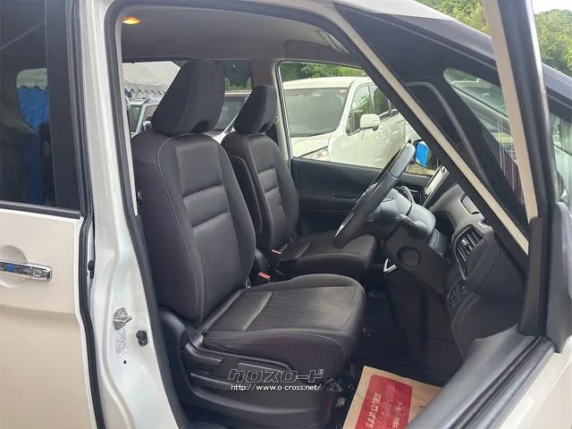 『TOTAL CAR SHOP FEEL』は、納車前にしっかり点検・整備!オイルやエレメント等も交換後、納車します!! ☆★☆詳細は『FEEL』の元気なスタッフまで→0078-6042-5806☆★☆ 日産 セレナ