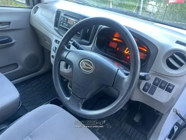 『TOTAL CAR SHOP FEEL』の在庫をご覧頂きまして誠に有難うございます!!是非ご来店して頂き、実際にご覧になって頂ければと思います。皆様のご連絡をスタッフ一同、心よりお待ちしております! ダイハツ ミライース