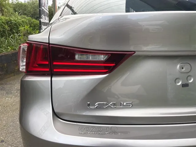 『TOTAL CAR SHOP FEEL』は、良質な買取車が続々入荷中!掲載以外にもありますので、ぜひ一度覗いてみて下さい!☆詳細は『FEEL』の元気なスタッフまで→0078-6042-5806☆ レクサス IS