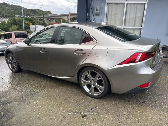 『TOTAL CAR SHOP FEEL』の在庫をご覧頂きまして誠に有難うございます!!是非ご来店して頂き、実際にご覧になって頂ければと思います。皆様のご連絡をスタッフ一同、心よりお待ちしております! レクサス IS