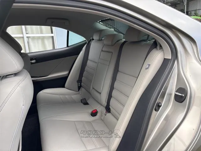 『TOTAL CAR SHOP FEEL』は、納車前にしっかり点検・整備!オイルやエレメント等も交換後、納車します!! ☆★☆詳細は『FEEL』の元気なスタッフまで→0078-6042-5806☆★☆ レクサス IS