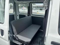 ダイハツ ハイゼットカーゴ