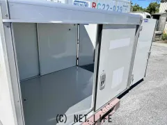 その他 軽トラック用コンテナ三方開閉タイプ（カギあり）倉庫としても使えます。