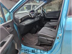 ホンダ フリードスパイクハイブリッド