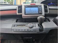 ホンダ フリードスパイクハイブリッド