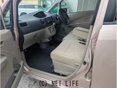 ダイハツ ムーヴ