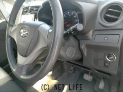 ダイハツ ムーヴ