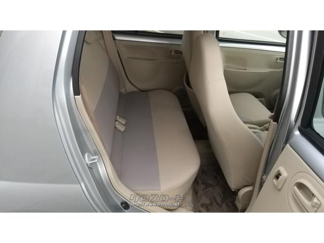 リアシート ダイハツ エッセ