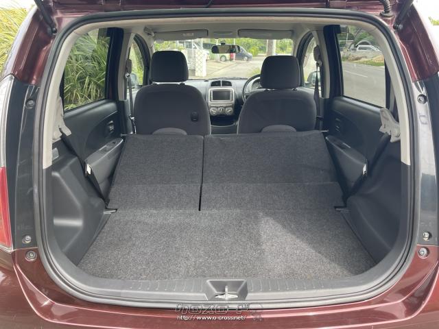 フルフラットでたくさんの荷物が入ります トヨタ パッソ