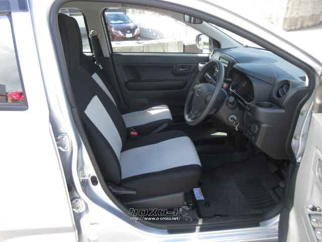 ダイハツ ミライース