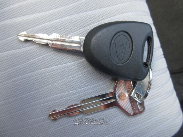 ダイハツ ミライース