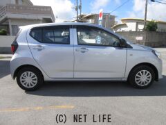 ダイハツ ミライース