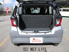 ダイハツ ミライース