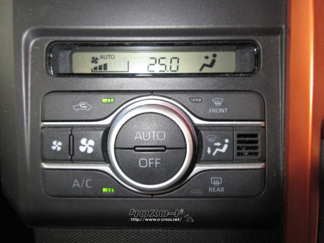 ダイハツ タフト