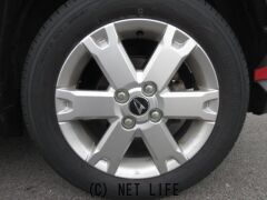 ダイハツ タフト